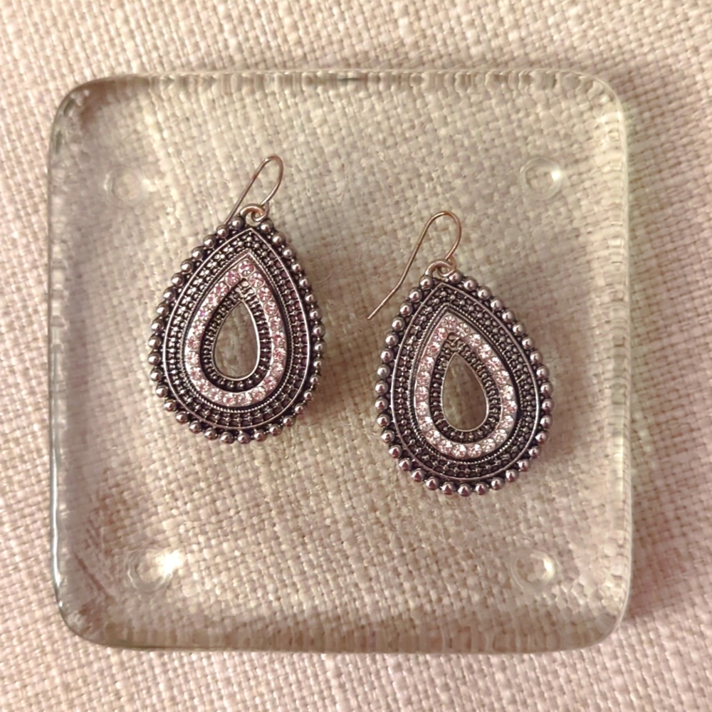 Lucky Brand Silver Tone Hanging Earrings